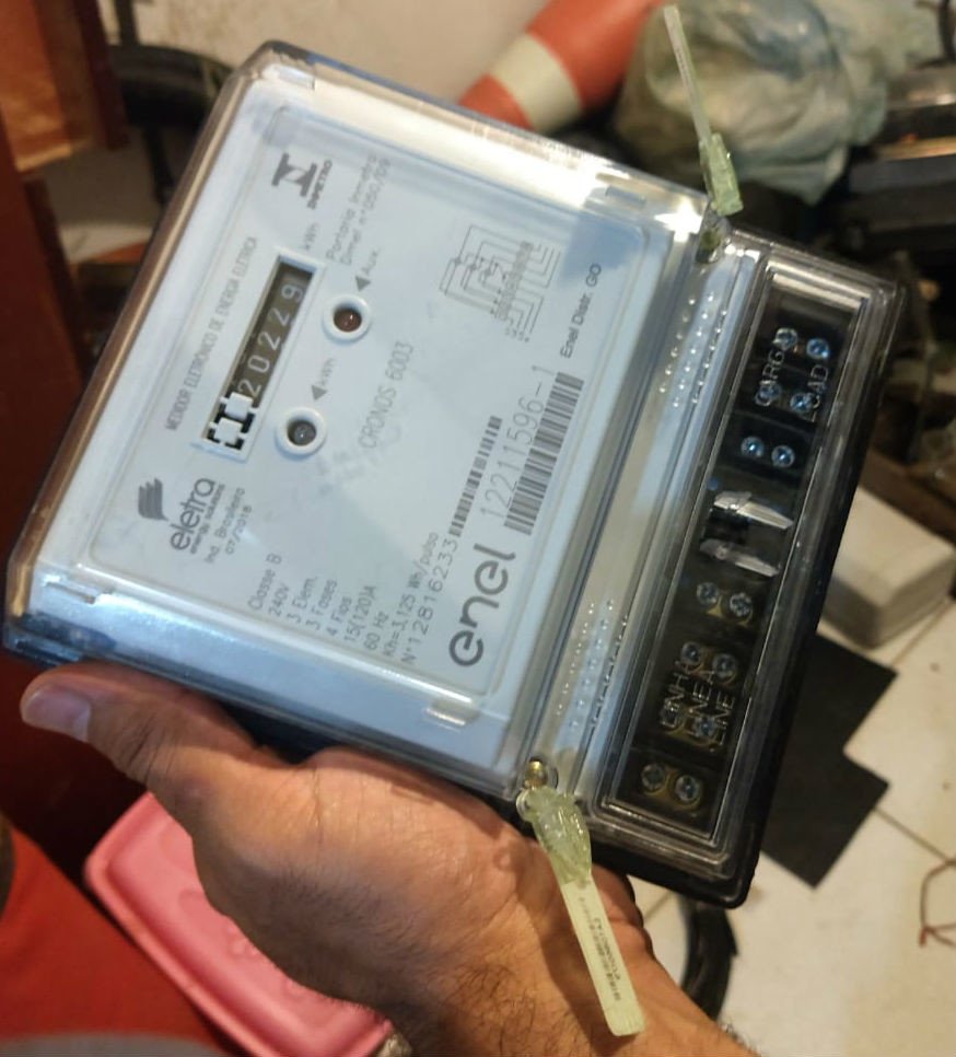 Operação da Polícia Civil prende cinco por furto de energia, em Goiás