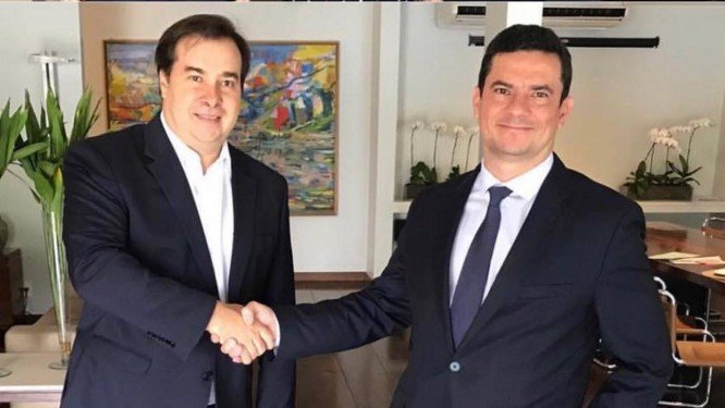 Moro e Maia se reúnem para discutir tramitação de projeto anticrime