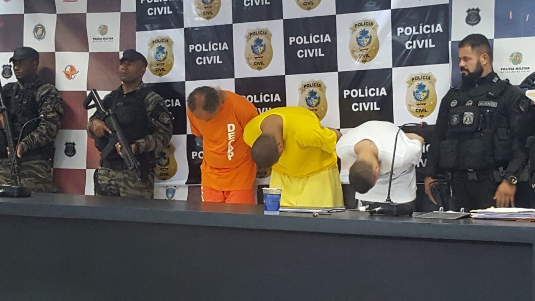 Homem é preso por guardar armamento para facção criminosa em Goiânia