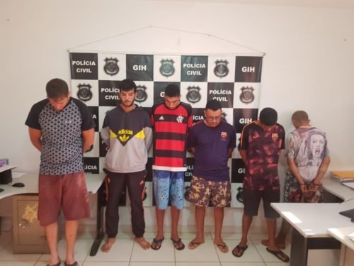 Dez pessoas são presas envolvidas na venda de drogas em escolas municipais de Valparaíso