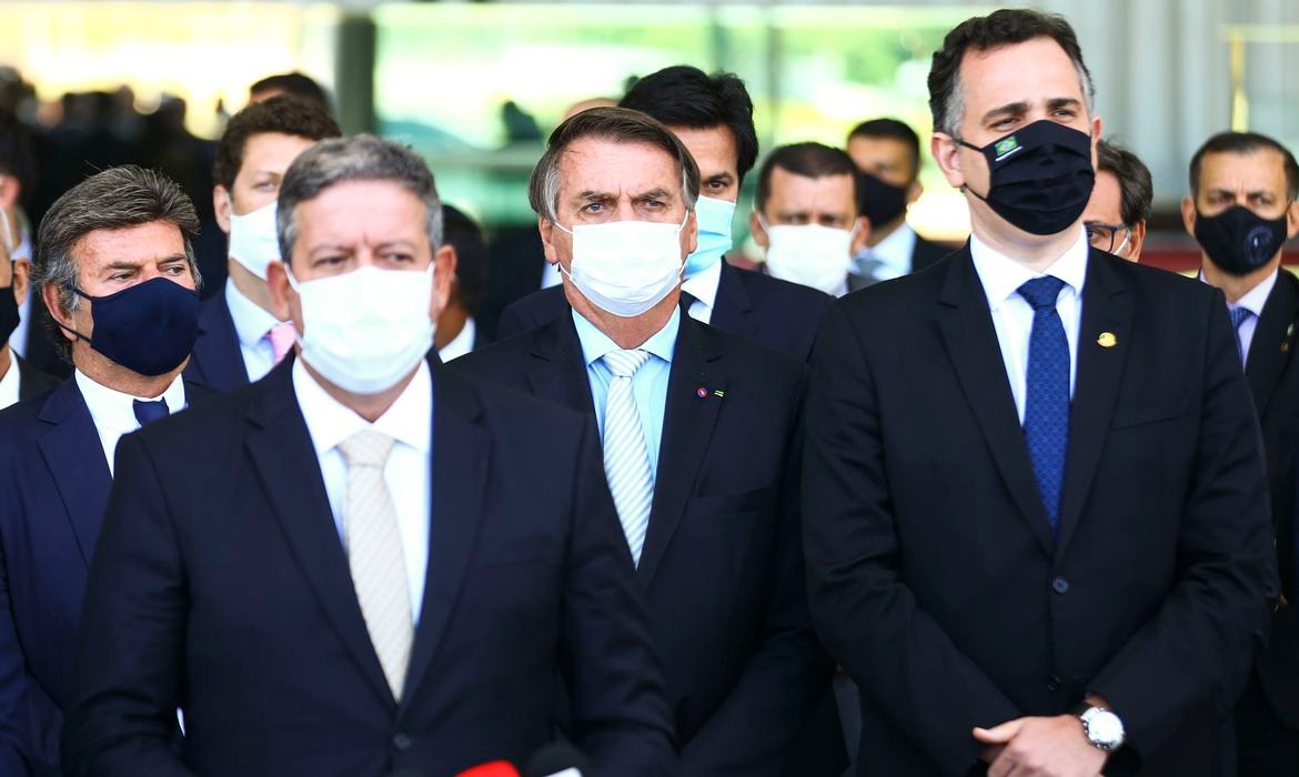 Governo e Congresso Nacional criam comitê de combate à covid-19