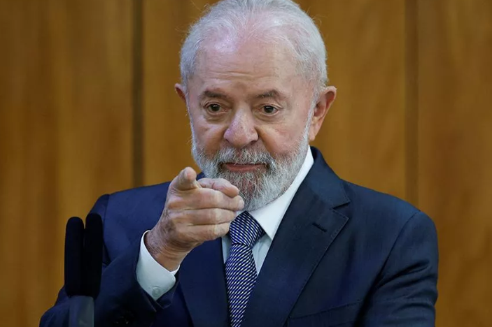 “Quero ser tratado com respeito”, diz Lula sobre tarifaço de Trump ao Brasil