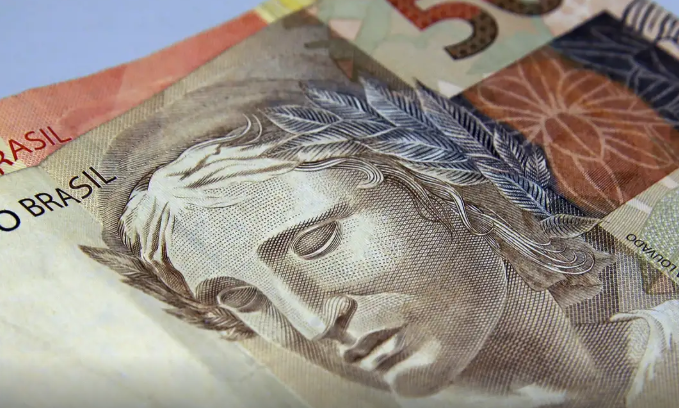 Renda do 0,1% mais rico cresce cinco vezes mais que a média geral