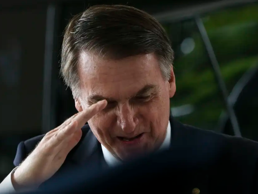Relatório da PF diz que Bolsonaro movimentou R$ 30,5 milhões em um ano