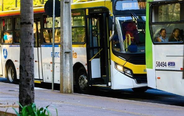 Prefeitura de Goiânia orientará ambulantes irregulares que atuam no sistema do transporte coletivo