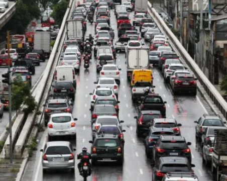 Detran-GO alerta para risco aumento de golpes envolvendo licenciamento e IPVA