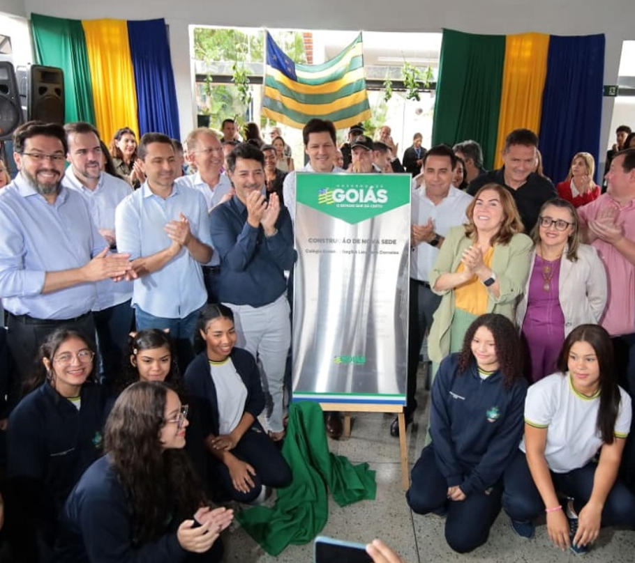 Prefeitura e Governo de Goiás ampliam parceria na educação com doação de área para construção de quadra poliesportiva