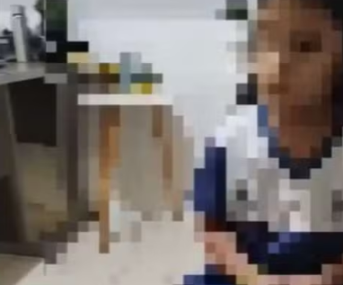 Menina de 4 anos é torturada com isqueiro pela mãe e padrasto, em Goiás