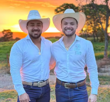 Casal de Goiás realiza sonho da paternidade e chá revelação emociona