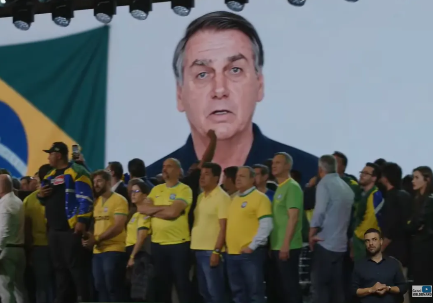 PT aciona TSE contra vídeo de Bolsonaro feito com IA exibido na convenção do PL