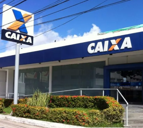 Agências da Caixa em Goiás fecham por tempo indeterminado após greve