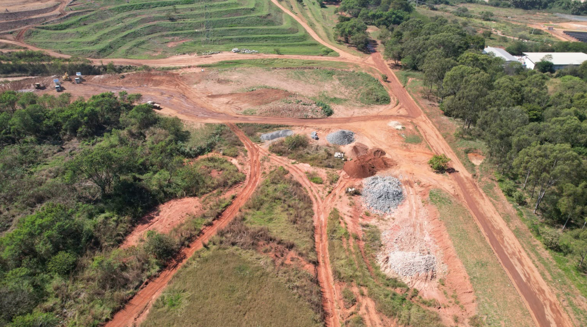 Prefeitura realiza ampliação do aterro sanitário em Aparecida