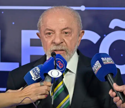 TSE: Lula autoriza quebra de sigilo bancário se Flávio fizer o mesmo