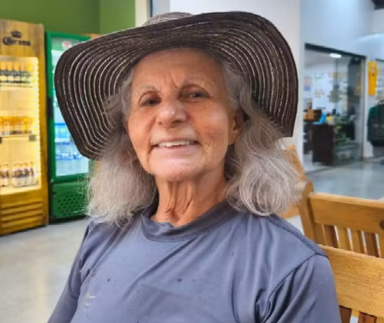 Professora aposentada da UFG é espancada com garrafa de vidro em Goiânia