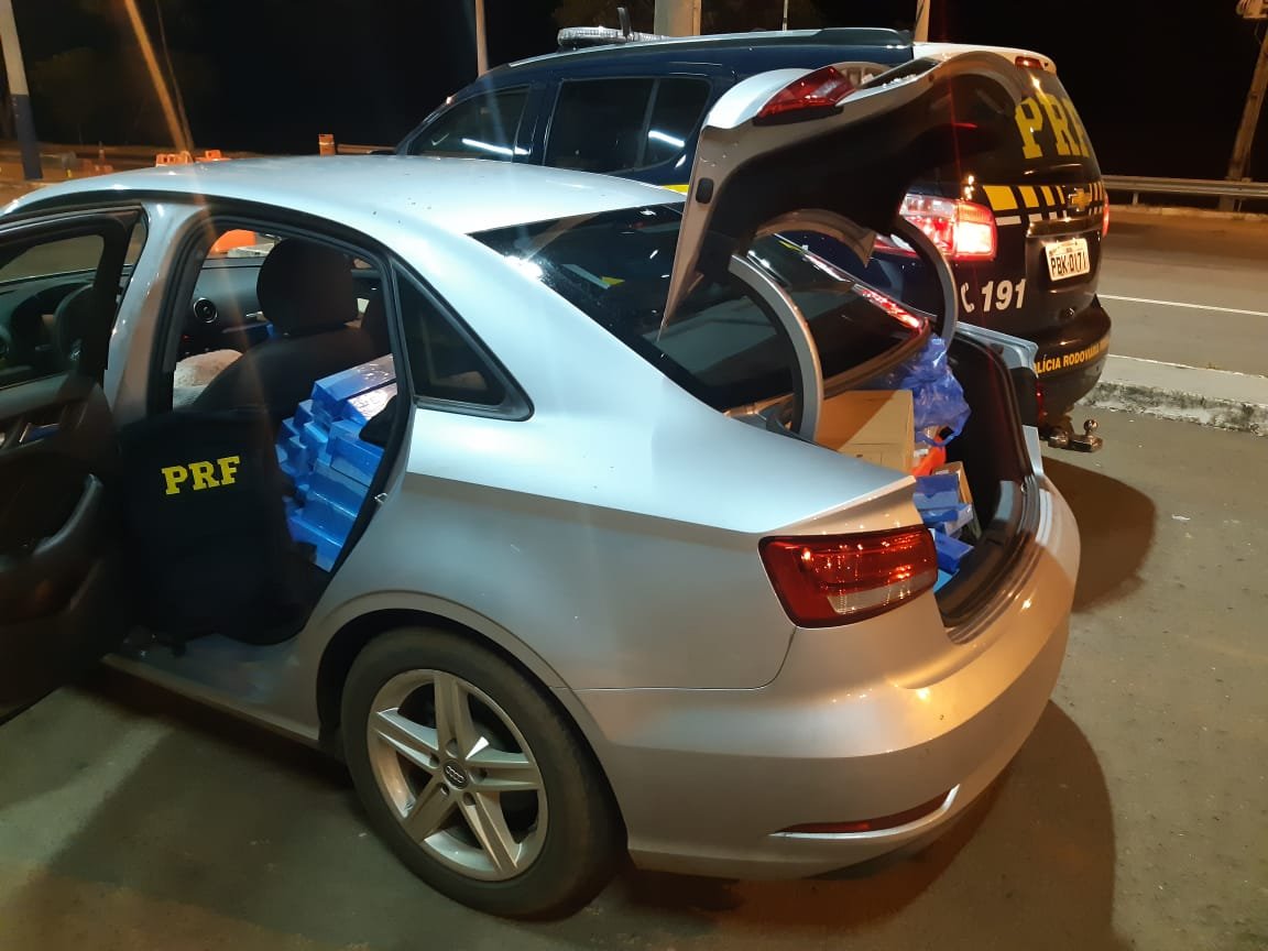 Apreendido carro com cerca de 500 mil reais de cargas irregulares do Paraguai, em Morrinhos