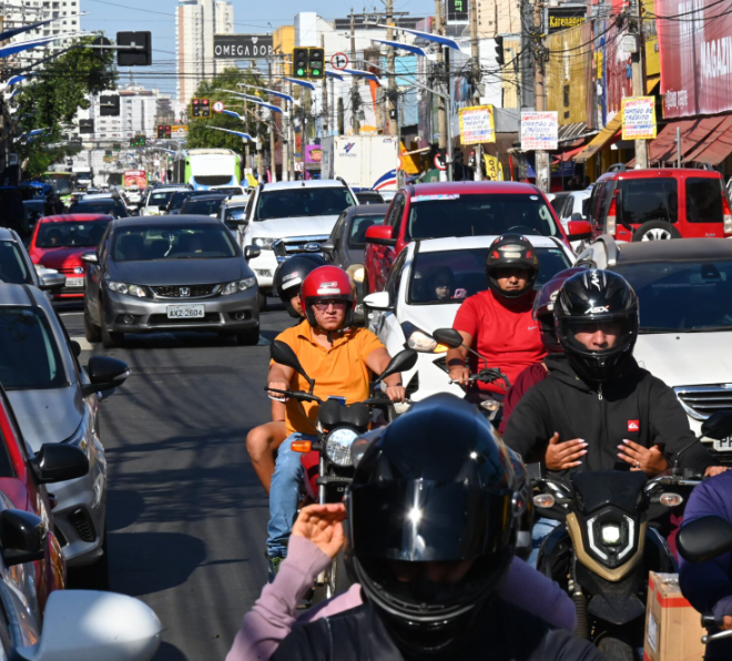 Trecho da Avenida 24 de Outubro passa a ter sentido único a partir desta quinta-feira (24)