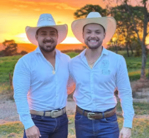 Casal de Goiás realiza sonho da paternidade e chá revelação emociona