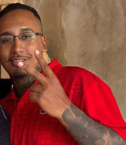 Motoboy que estava desaparecido é encontrado morto dentro de carro em Luziânia