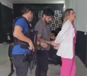 Delegado prende advogada em Goiás após difamação na web