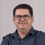 Ex-vereador morre em acidente de moto com caminhonete na GO-060