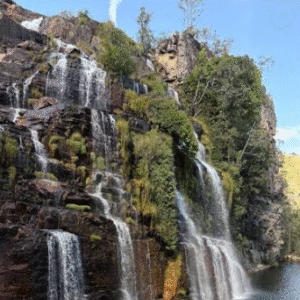 Jovem morre após se afogar em cachoeira na Chapada dos Veadeiros, em Goiás