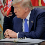 Trump promete US$ 5 mil a cada americano se vencer eleições