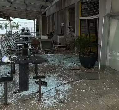 Explosão em rodoviária destrói lanchonete e deixa três pessoas feridas, em Goiás