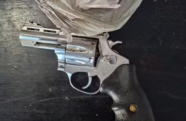 Operação prende irmãos e mais oito suspeitos de tráfico de drogas em Goiás