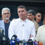 STF nega ter ordenado buscas em endereços de Flávio Bolsonaro